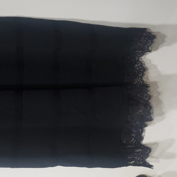 Dress - Picture 3 of 14